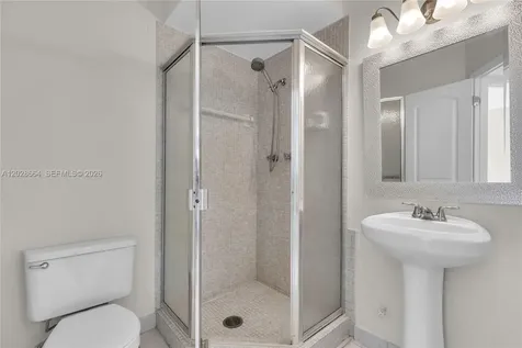 4805 NW 35th Street Lauderdale Lakes FL 33319