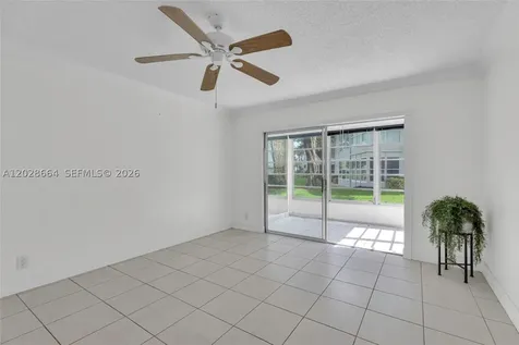 4805 NW 35th Street Lauderdale Lakes FL 33319