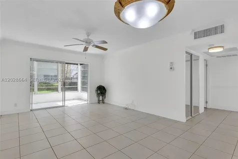 4805 NW 35th Street Lauderdale Lakes FL 33319