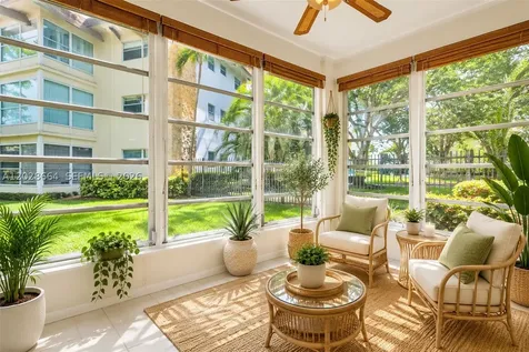 4805 NW 35th Street Lauderdale Lakes FL 33319