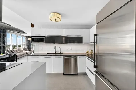 601 NE 36th Street Miami FL 33137