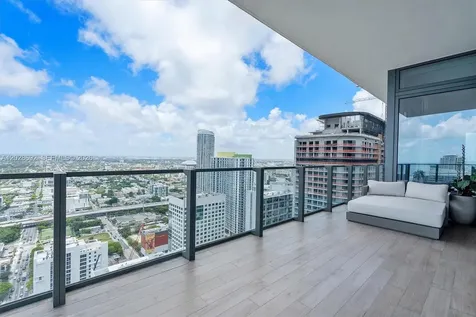 88 SW 7th Street Miami FL 33130