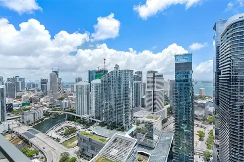 88 SW 7th Street Miami FL 33130