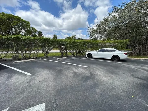4815 NW 9th Drive Plantation FL 33317