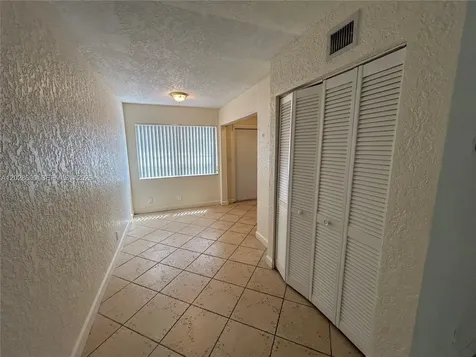 4815 NW 9th Drive Plantation FL 33317