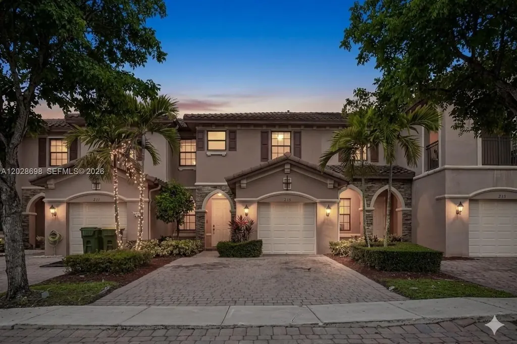 215 SE 37th Place Homestead FL 33033
