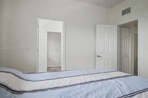 215 SE 37th Place Homestead FL 33033
