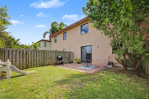 215 SE 37th Place Homestead FL 33033