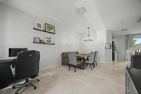 215 SE 37th Place Homestead FL 33033