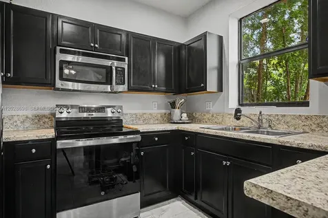 215 SE 37th Place Homestead FL 33033