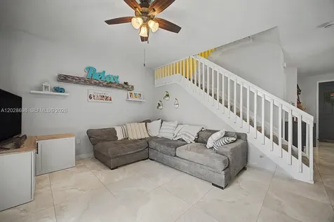 215 SE 37th Place Homestead FL 33033