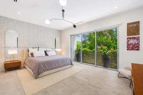 3135 Ohio Street Miami FL 33133
