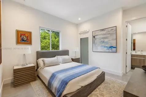 3135 Ohio Street Miami FL 33133