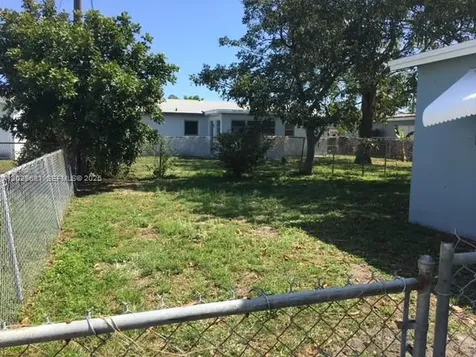 1580 NW 32nd Avenue Lauderhill FL 33311