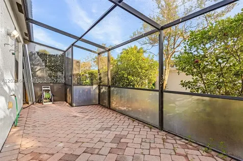 7542 Bristol Circle Naples FL 34120