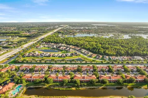 7542 Bristol Circle Naples FL 34120
