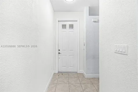 7542 Bristol Circle Naples FL 34120