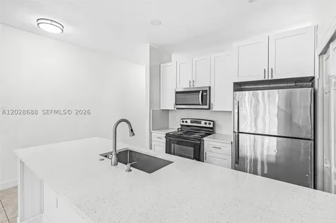 7542 Bristol Circle Naples FL 34120