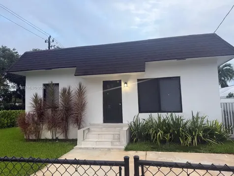 1800 NW 18th Terrace Miami FL 33125
