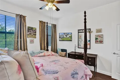 22617 SW 102nd Avenue Miami FL 33190