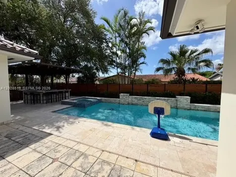 9444 SW 78th Street Miami FL 33173