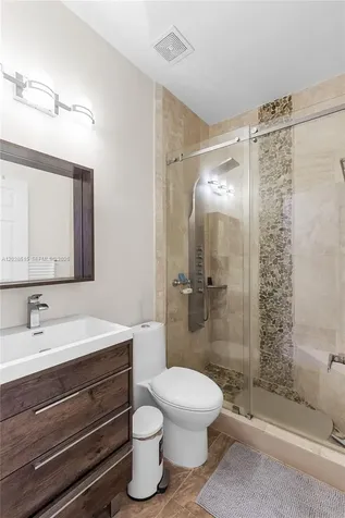 1714 Victoria Pointe Circle Weston FL 33327