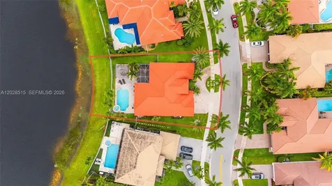 1714 Victoria Pointe Circle Weston FL 33327