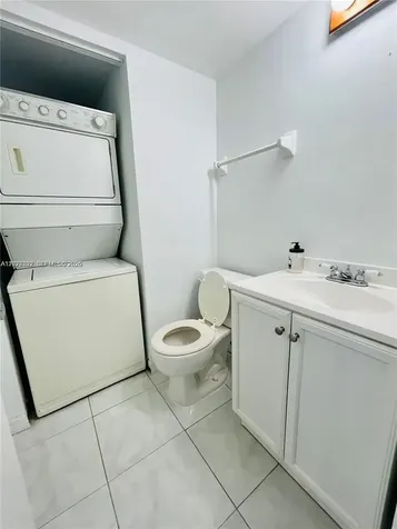 5809 NW 21st Street Lauderhill FL 33313