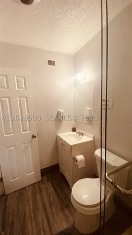 141 Mcarthur Parkway Pembroke Pines FL 33024