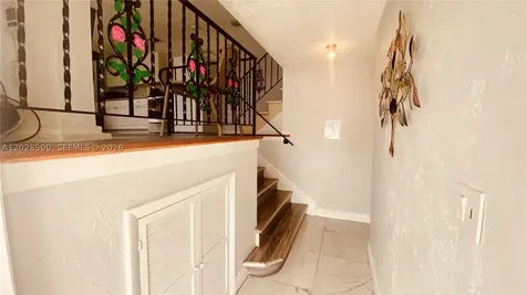 141 Mcarthur Parkway Pembroke Pines FL 33024