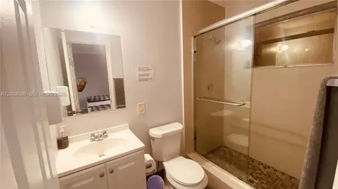 141 Mcarthur Parkway Pembroke Pines FL 33024