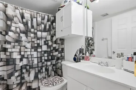 2475 NW 16th Street Road Miami FL 33125