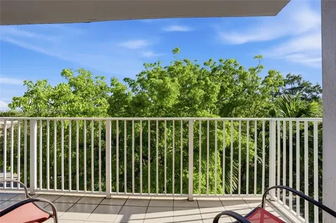 2475 NW 16th Street Road Miami FL 33125