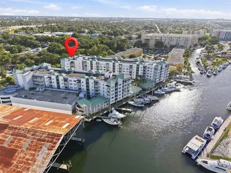 2475 NW 16th Street Road Miami FL 33125