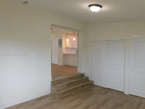 3333 SW 89th Avenue Miami FL 33165