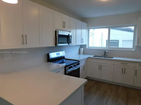 3333 SW 89th Avenue Miami FL 33165
