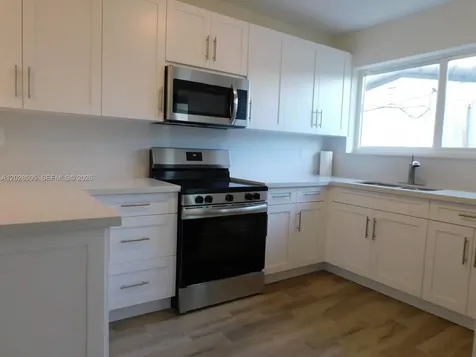 3333 SW 89th Avenue Miami FL 33165