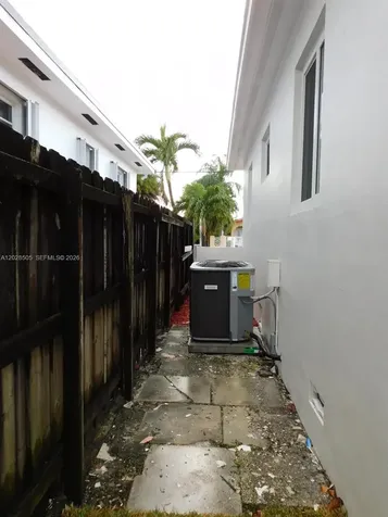 3333 SW 89th Avenue Miami FL 33165