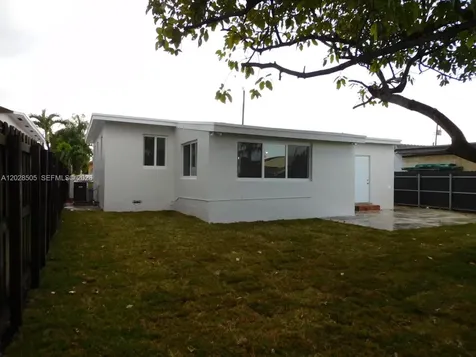 3333 SW 89th Avenue Miami FL 33165