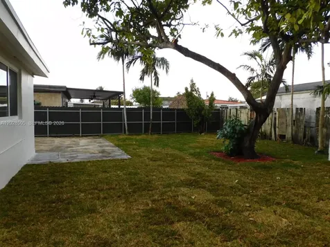3333 SW 89th Avenue Miami FL 33165