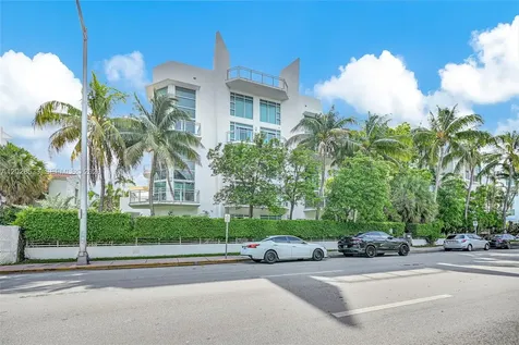 7728 Collins Avenue Miami Beach FL 33141