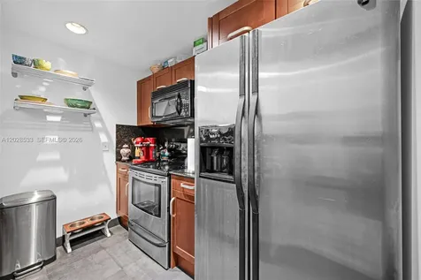 7728 Collins Avenue Miami Beach FL 33141