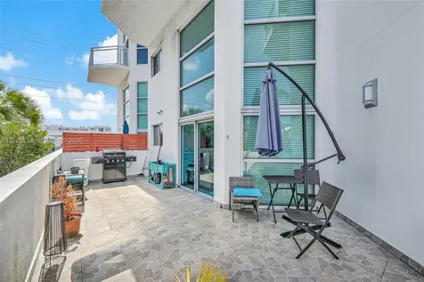7728 Collins Avenue Miami Beach FL 33141