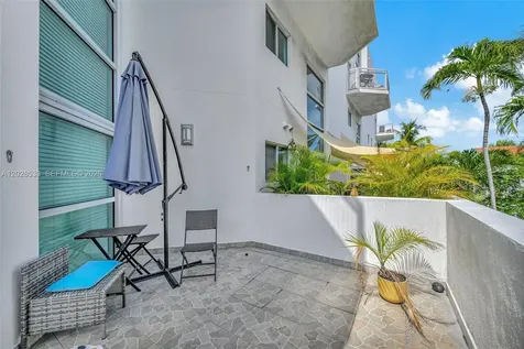 7728 Collins Avenue Miami Beach FL 33141