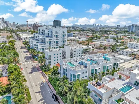 7728 Collins Avenue Miami Beach FL 33141