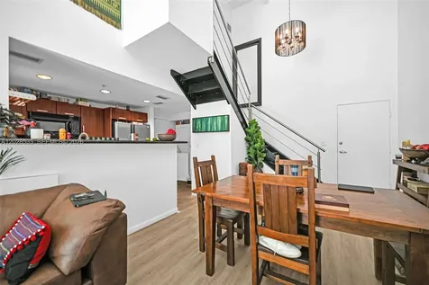 7728 Collins Avenue Miami Beach FL 33141