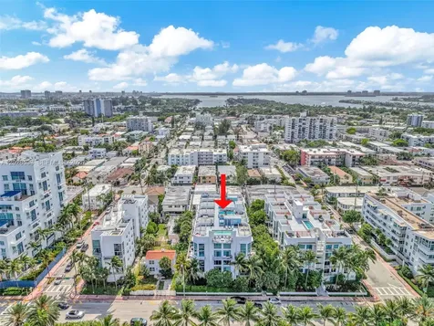 7728 Collins Avenue Miami Beach FL 33141