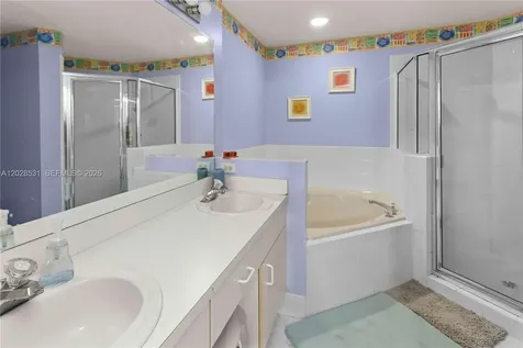11468 NW 50th Terrace Doral FL 33178
