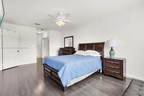 9581 SW 3rd Street Pembroke Pines FL 33025
