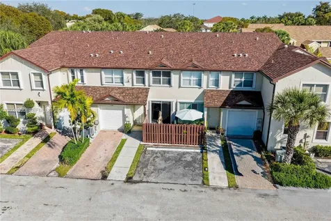 9581 SW 3rd Street Pembroke Pines FL 33025